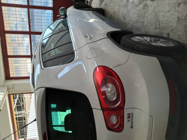 ROOMSTER çıkma yedek parça ROOMSTER SAĞ KAPILAR 2010 MODEL